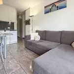 Amazing In Appartamento Bredene